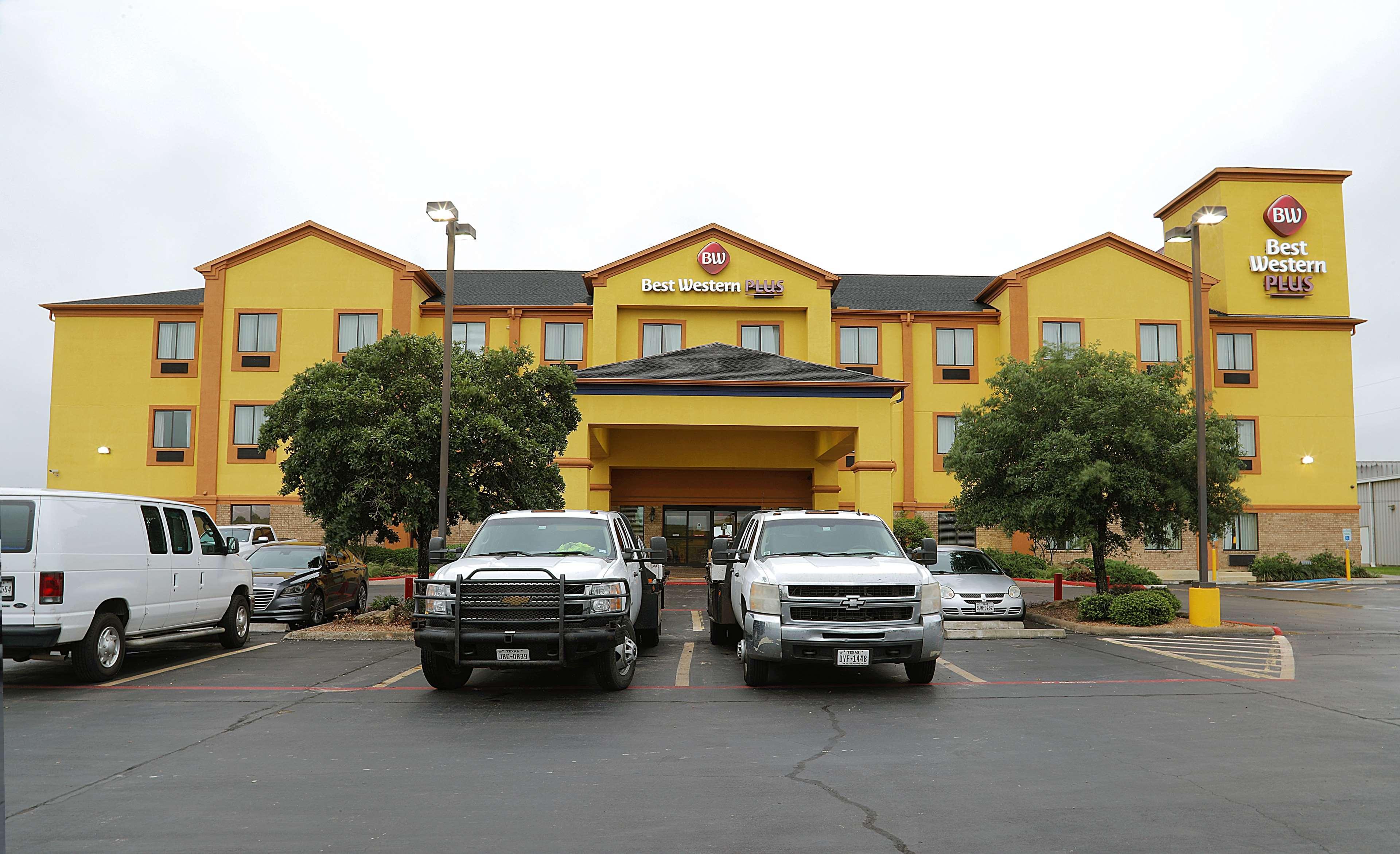 Best Western Plus Schulenburg Inn & Suites Eksteriør billede