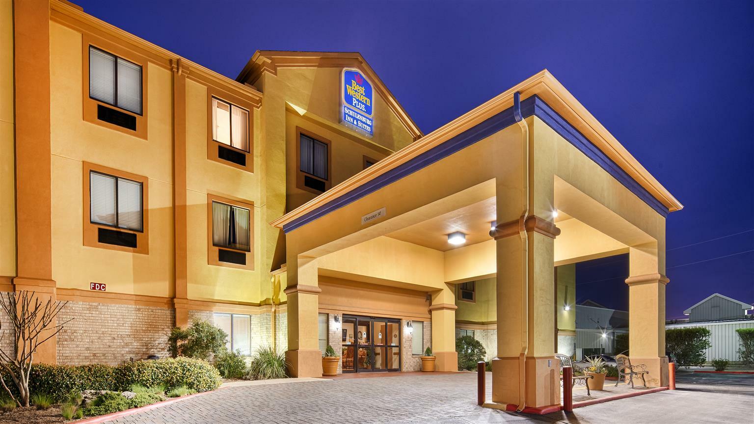 Best Western Plus Schulenburg Inn & Suites Eksteriør billede